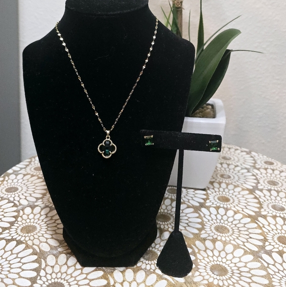 Luxury Style Set 18K gold plated Stainless steel earrings/ necklace Intensity - Picture 6 of 8